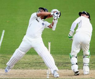 Sachin Tendulkar mis-hits a pull, New Zealand v India, 1st Test, Hamilton, 2nd day, March 19, 2009