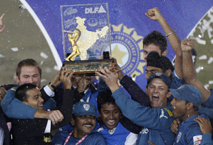 Deccan Chargers were crowned winners of the IPL following their six-run win against Royal Challengers Bangalore in Johannesburg